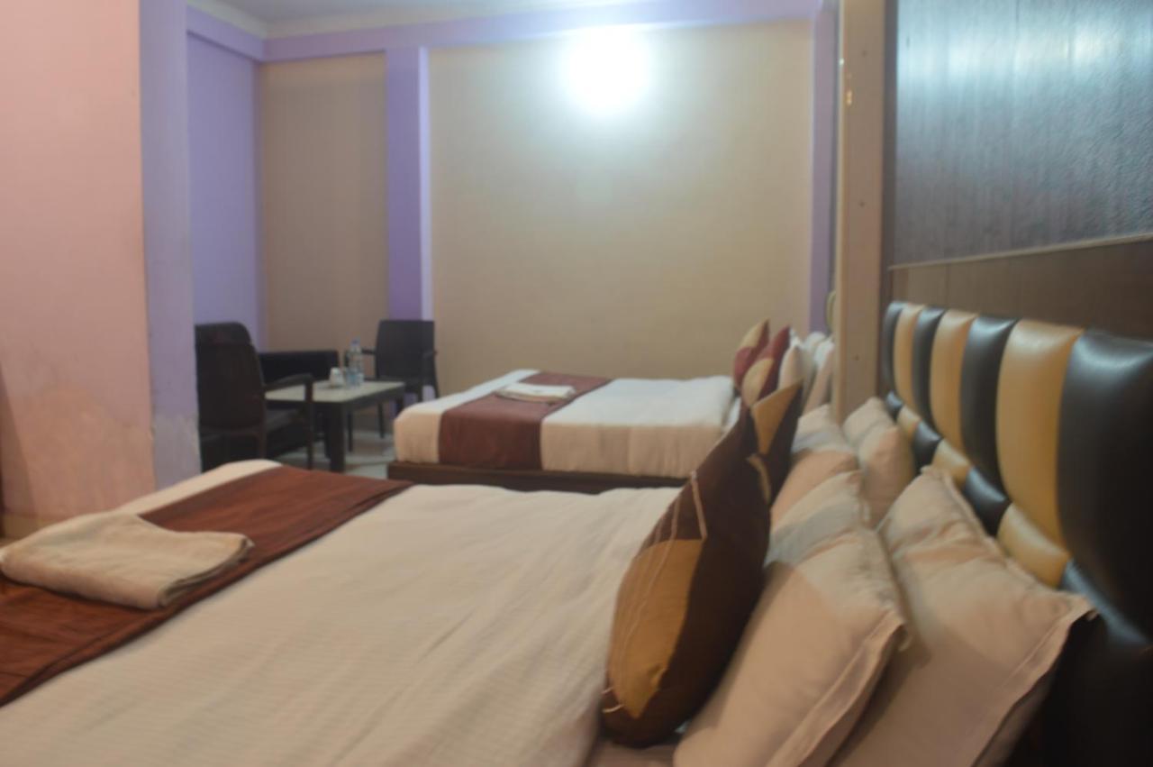 Hotel Apsara , By Soank Hospitality Haridwār Esterno foto