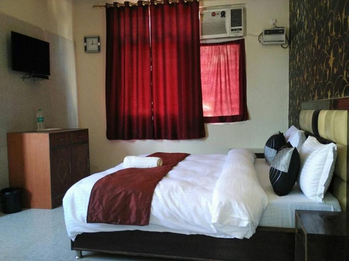 Hotel Apsara , By Soank Hospitality Haridwār Esterno foto