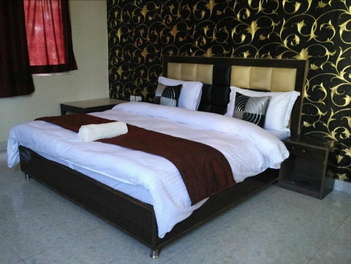 Hotel Apsara , By Soank Hospitality Haridwār Esterno foto