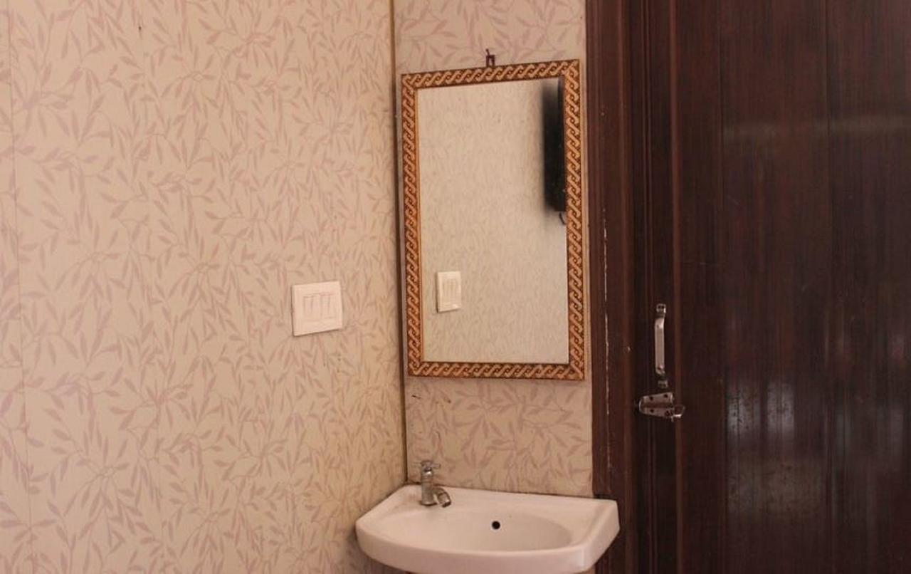 Hotel Apsara , By Soank Hospitality Haridwār Esterno foto