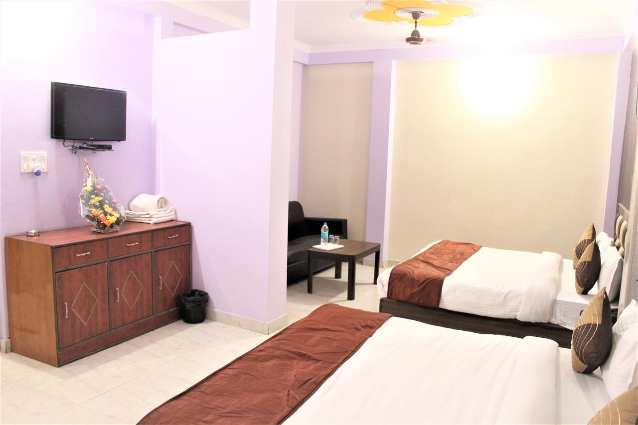 Hotel Apsara , By Soank Hospitality Haridwār Esterno foto
